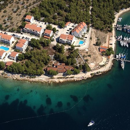 Illyrian Resort Milna  Exteriör bild