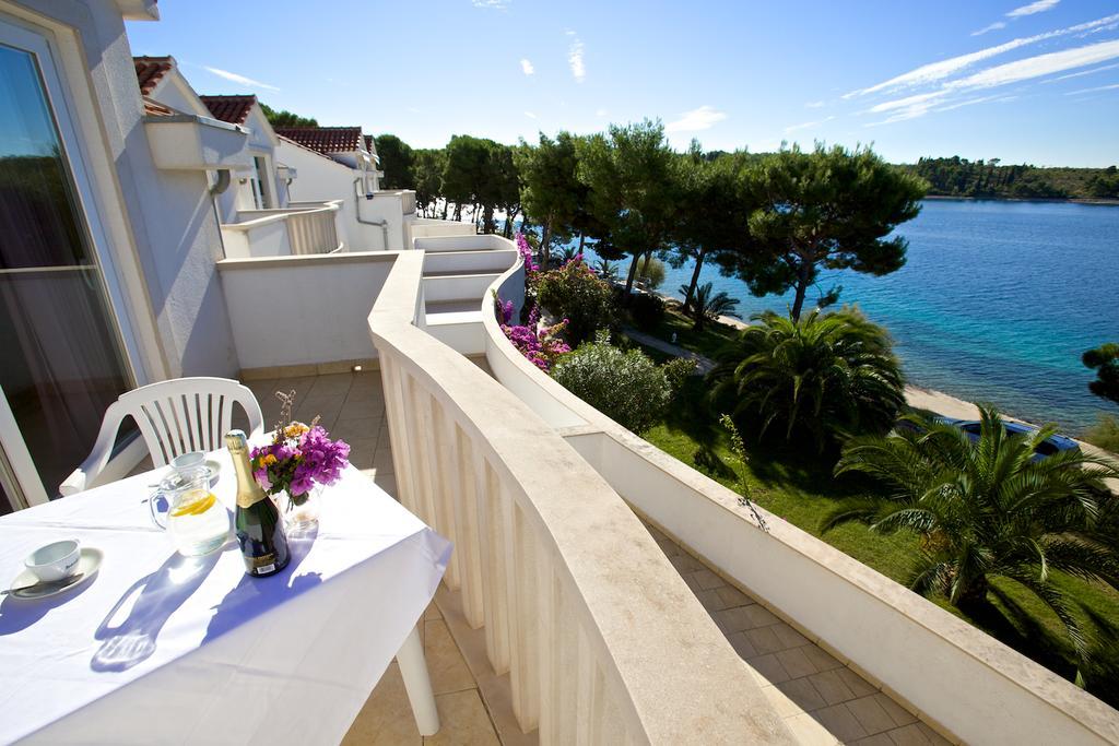 Illyrian Resort Milna  Exteriör bild